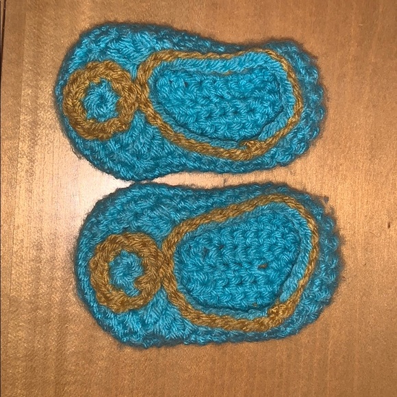 Baby girl crocheted Jasmine costume - Picture 2 of 4